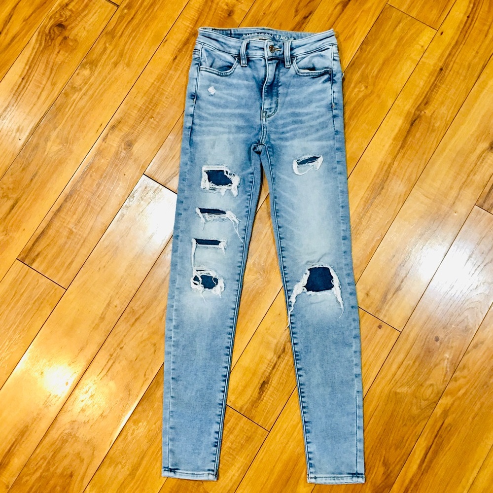 American Eagle Distressed Patch Light Wash Skinny… - image 6